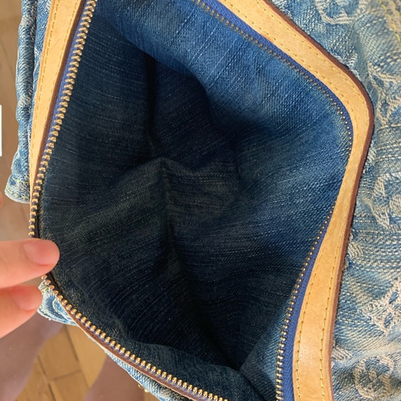 Authentic Louis Vuitton Denim Baggy PM shoulder bag - Picture 6 of 14